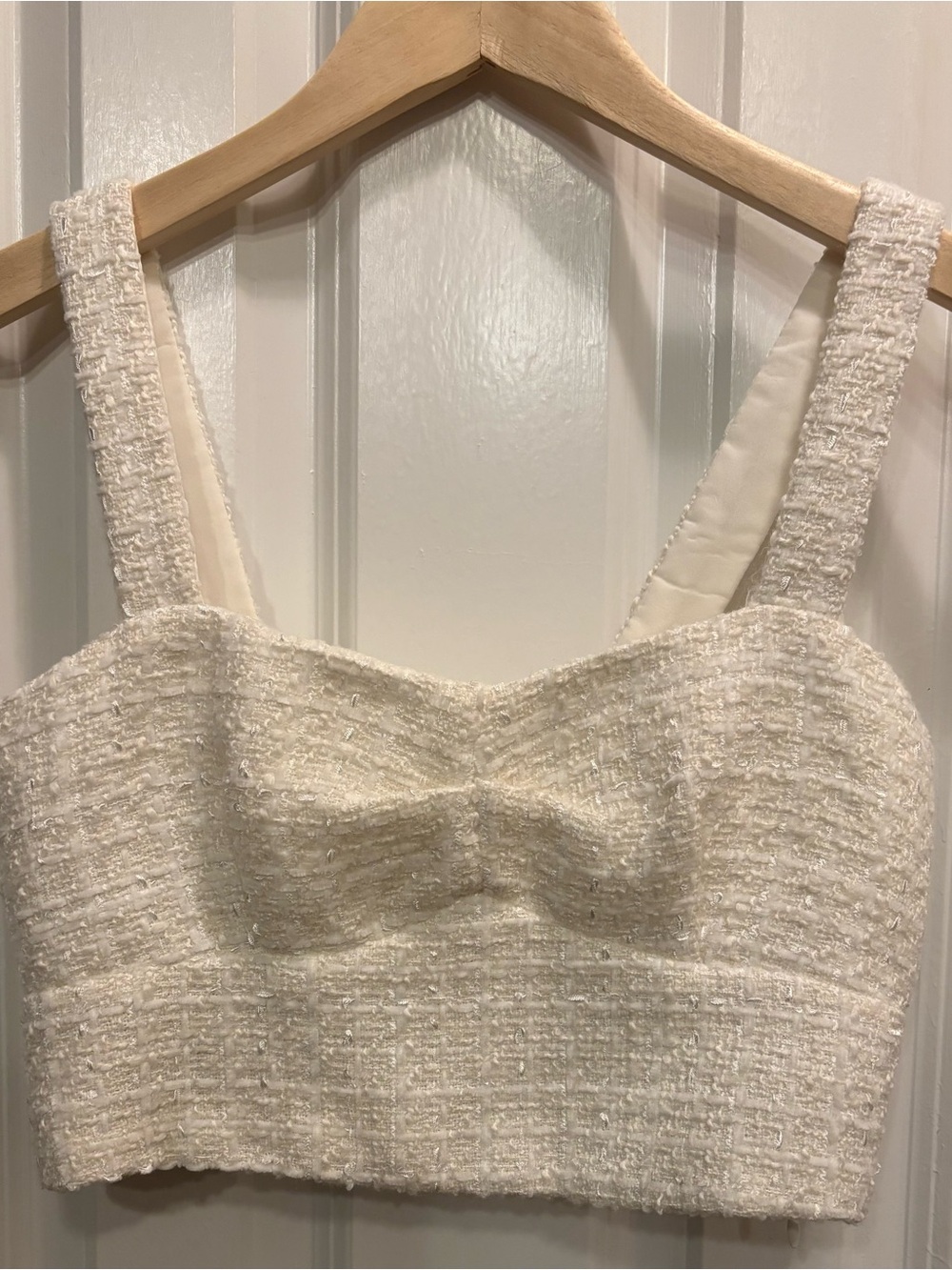 A Loves A Ivory Bouclé Tweed Crop Top Pearl Detail Parisian Luxe Chic Small NWOT - Picture 4 of 8